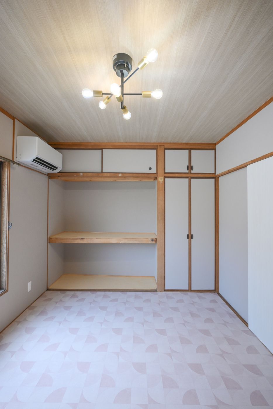 造作棚のあるお部屋